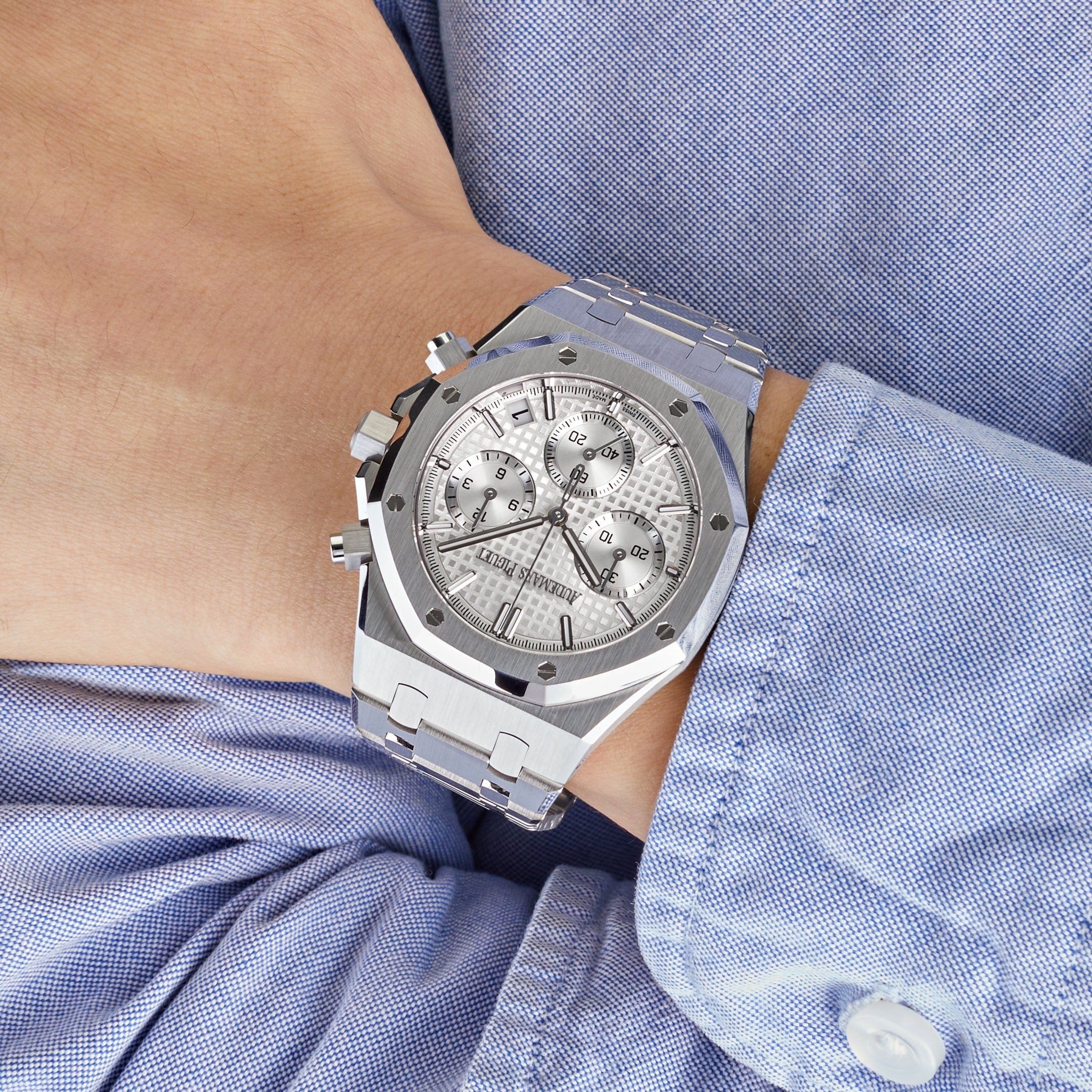 Audemars Piguet Royal Oak 26240ST.OO.1320ST.03 Selfwinding Chronograph '50th Anniversary' Stainless Steel White Dial view 2