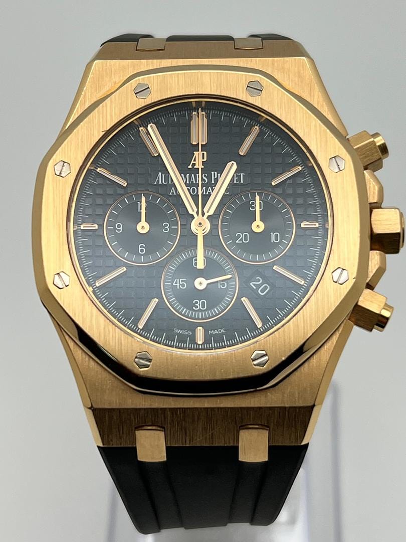 Audemars Piguet Royal Oak 26320OR.OO.D002CR.01 Selfwinding Chronograph Rose Gold Black Dial view 3