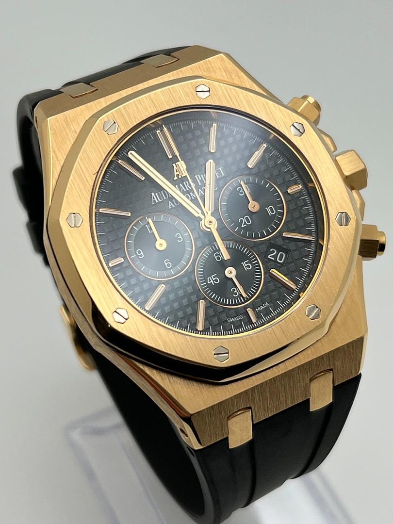 Audemars Piguet Royal Oak 26320OR.OO.D002CR.01 Selfwinding Chronograph Rose Gold Black Dial view 4