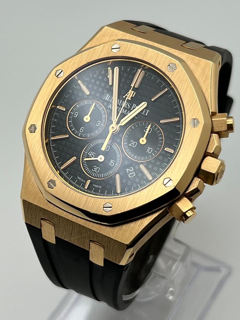Audemars Piguet Royal Oak 26320OR.OO.D002CR.01 Selfwinding Chronograph Rose Gold Black Dial view 5