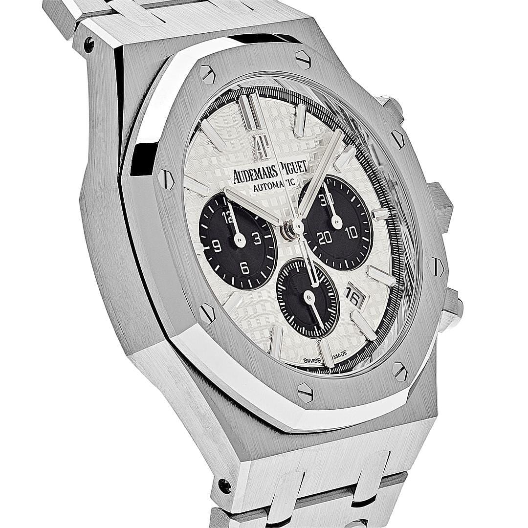 Audemars Piguet Royal Oak 26331ST.OO.1220ST.03 Selfwinding Chronograph Stainless Steel White Dial (2017) view 3
