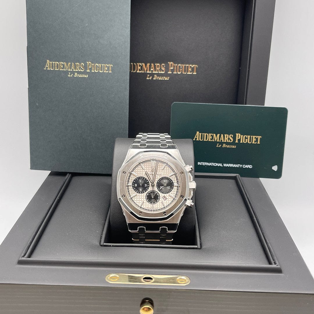 Audemars Piguet Royal Oak 26331ST.OO.1220ST.03 Selfwinding Chronograph Stainless Steel White Dial view 7