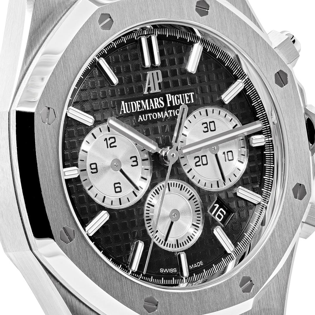 Audemars Piguet Royal Oak 26331ST.OO.1220ST.02 Selfwinding Chronograph Stainless Steel Black Dial view 4
