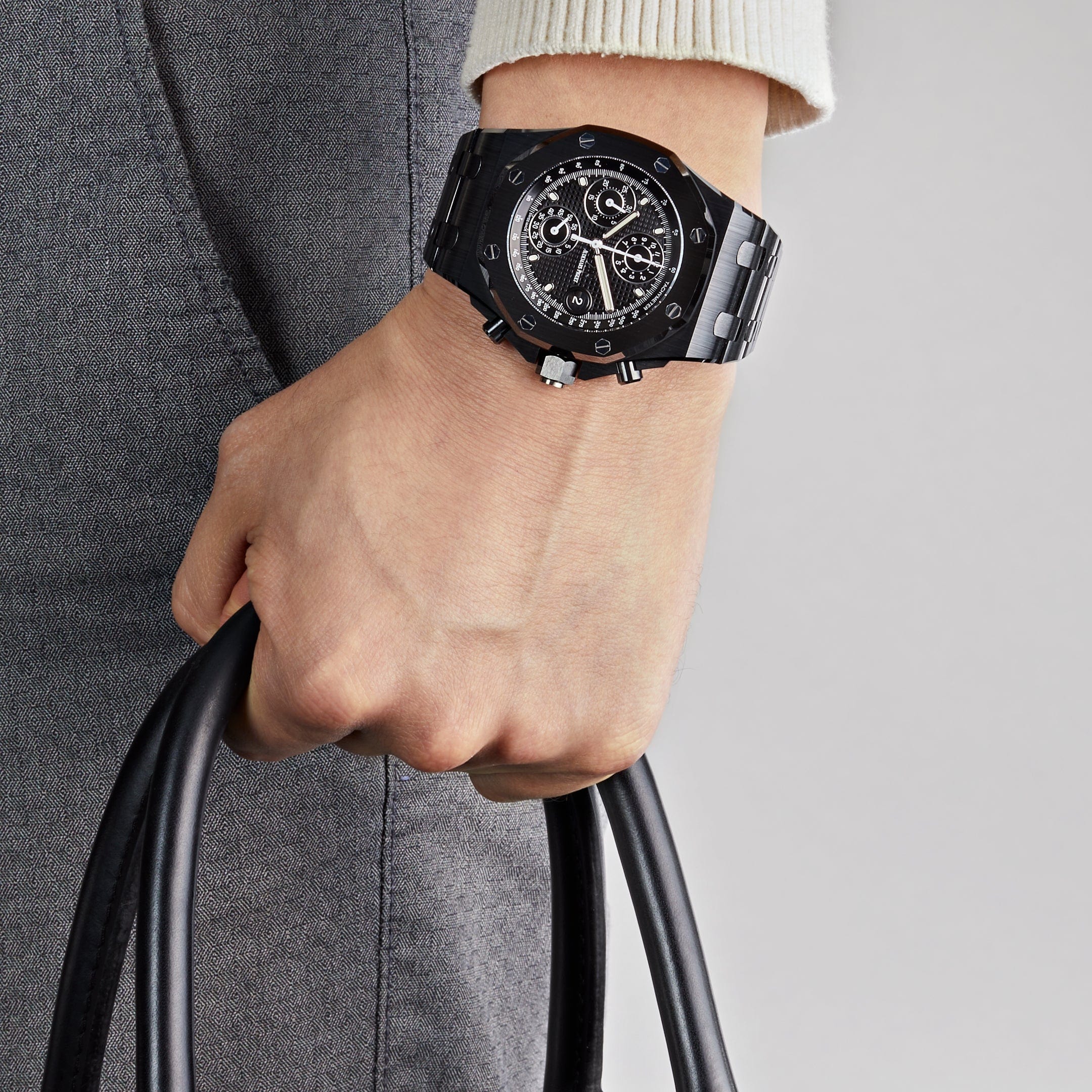 Audemars Piguet Royal Oak Offshore 26238CE.OO.1300CE.01 Black Ceramic view 2
