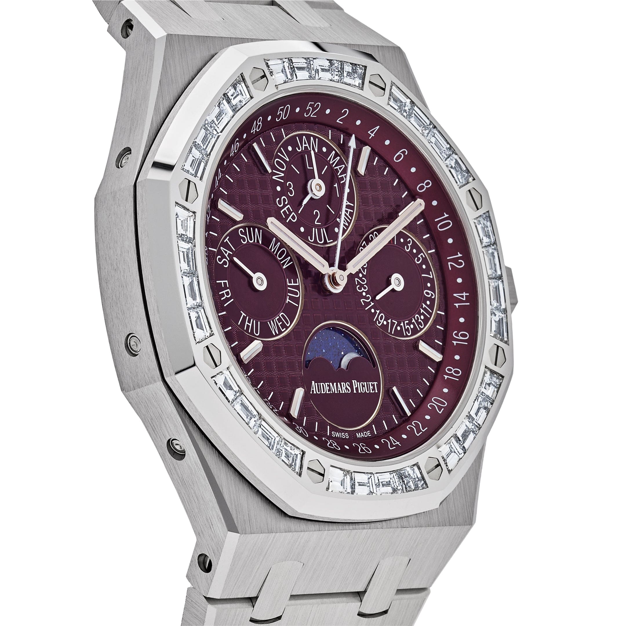 Audemars Piguet Royal Oak Perpetual Calendar 26598BC.ZZ.1220BC.01 'Special Edition' White Gold Burgundy Dial Diamond Bezel (2024) view 4