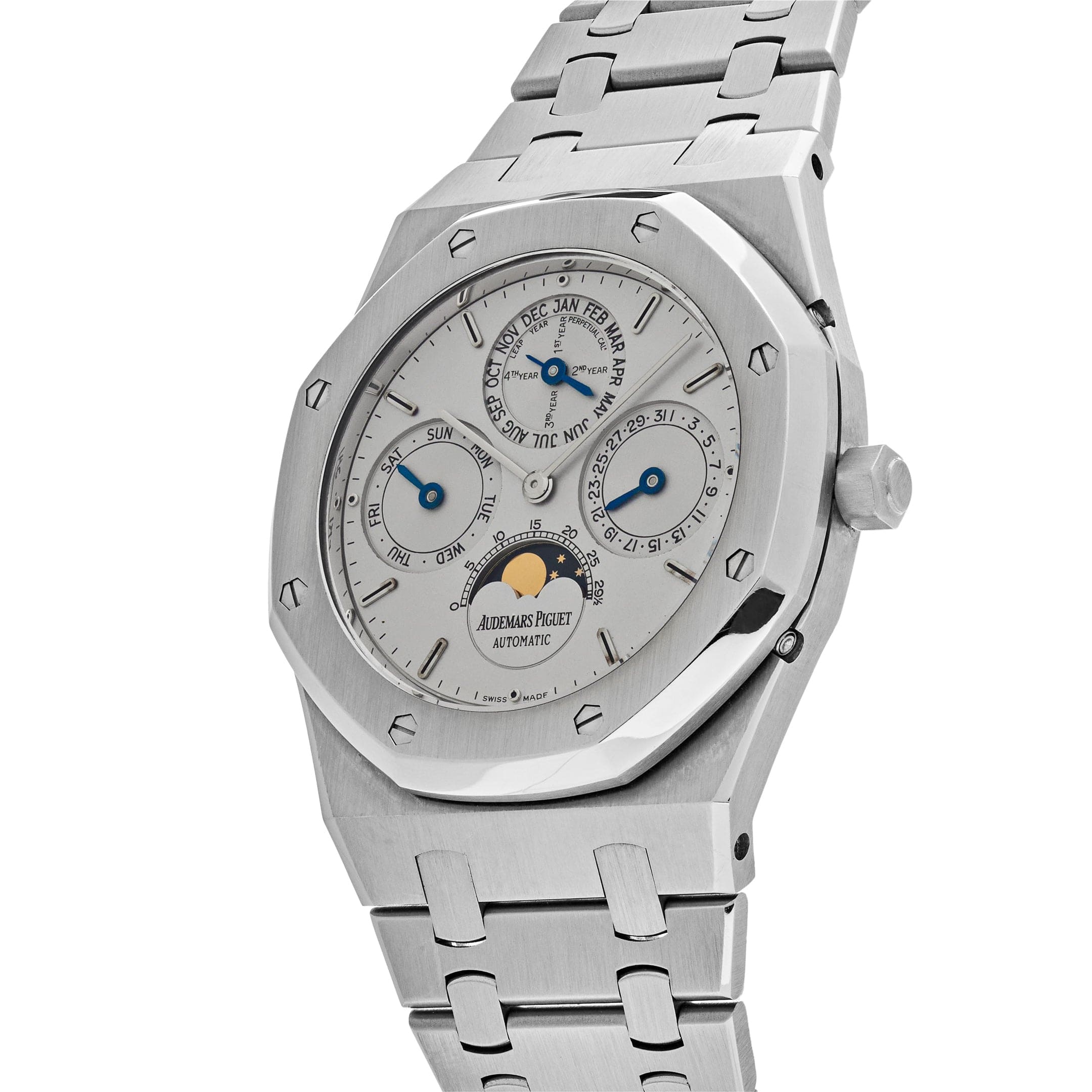 Audemars Piguet Royal Oak Perpetual Calendar 25820ST.OO.0944ST.01 Stainless Steel Smooth Grey Dial view 2