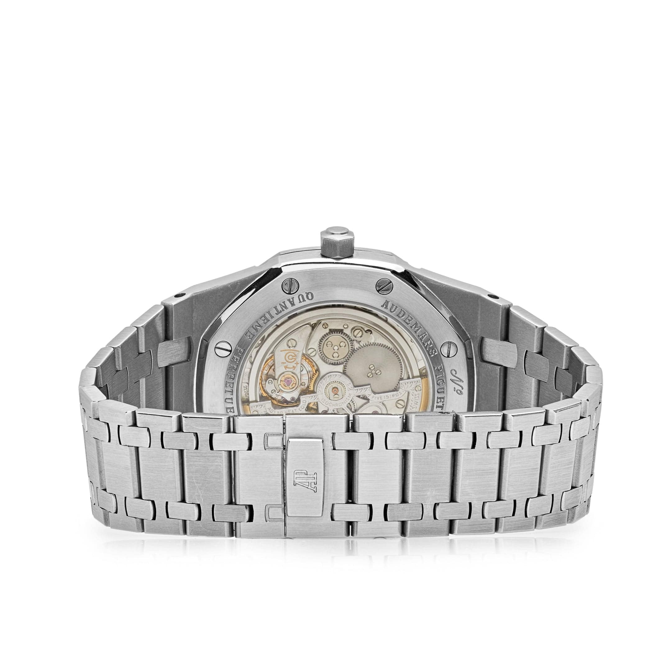 Audemars Piguet Royal Oak Perpetual Calendar 25820ST.OO.0944ST.01 Stainless Steel Smooth Grey Dial view 4