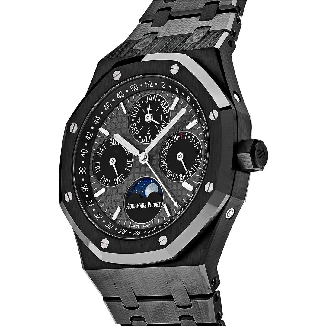 Audemars Piguet Royal Oak Perpetual Calendar 26579CE.OO.1225CE.01 Black Ceramic view 2