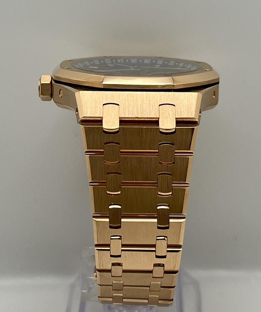 Audemars Piguet Royal Oak Perpetual Calendar 26574OR.OO.1220OR.02 Rose Gold Blue Dial view 8