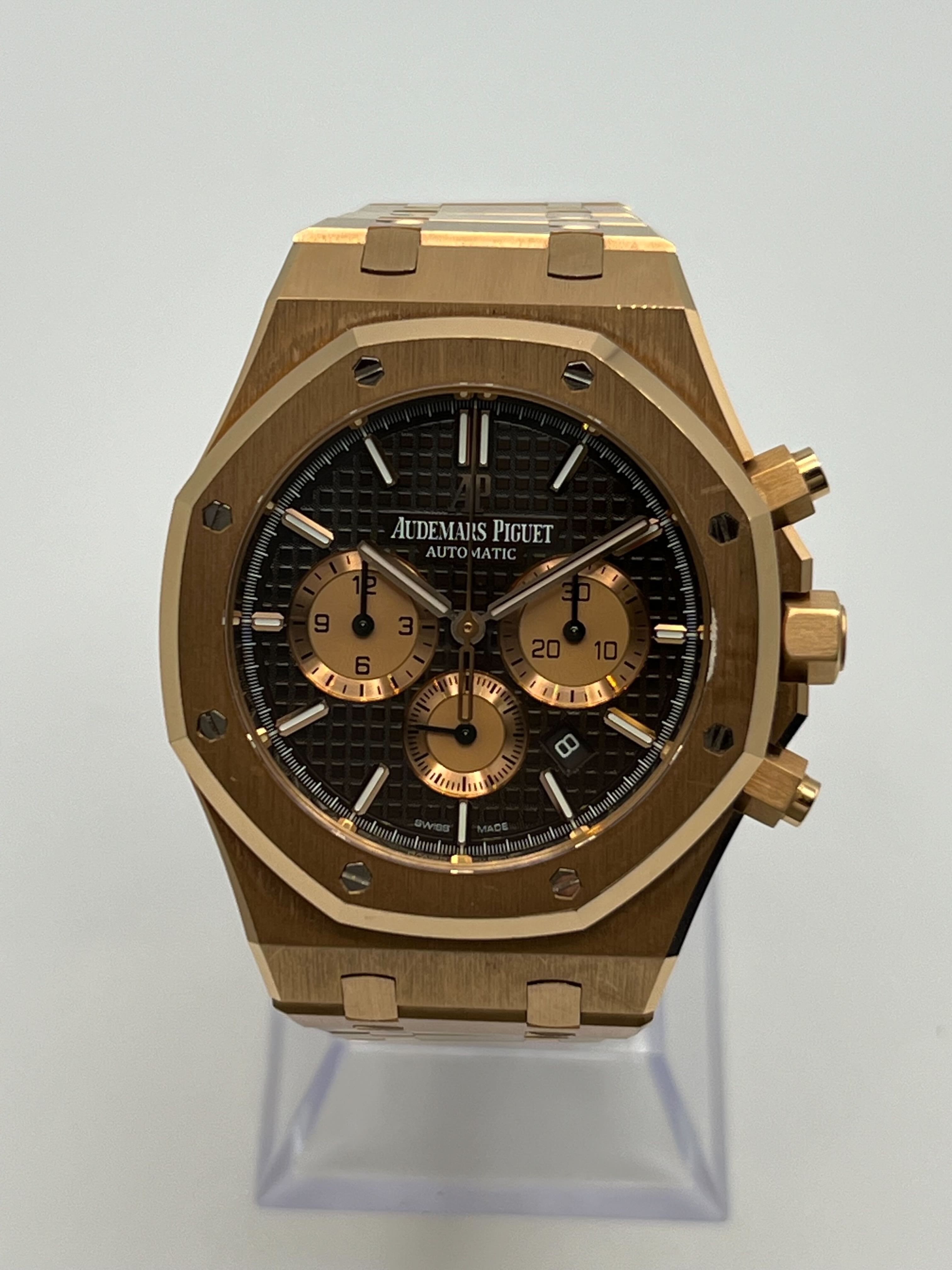 Audemars Piguet Royal Oak Selfwinding Chronograph 26331OR.OO.1220OR.02 Rose Gold Brown Dial view 4