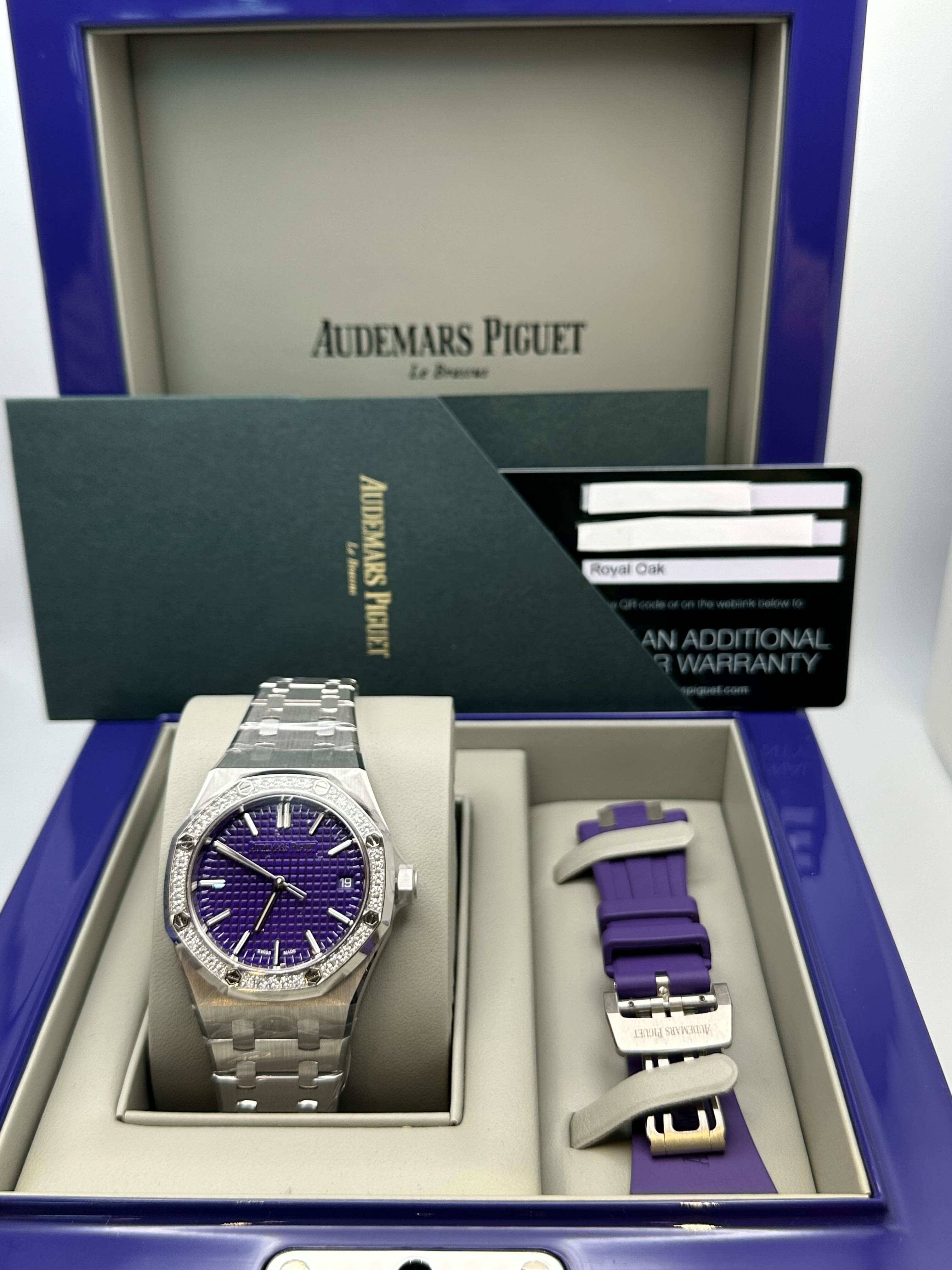 Audemars Piguet Royal Oak White Gold Purple Dial Diamond Bezel Special Edition Murtoli 15551BC.ZZ.1356BC.02 view 2