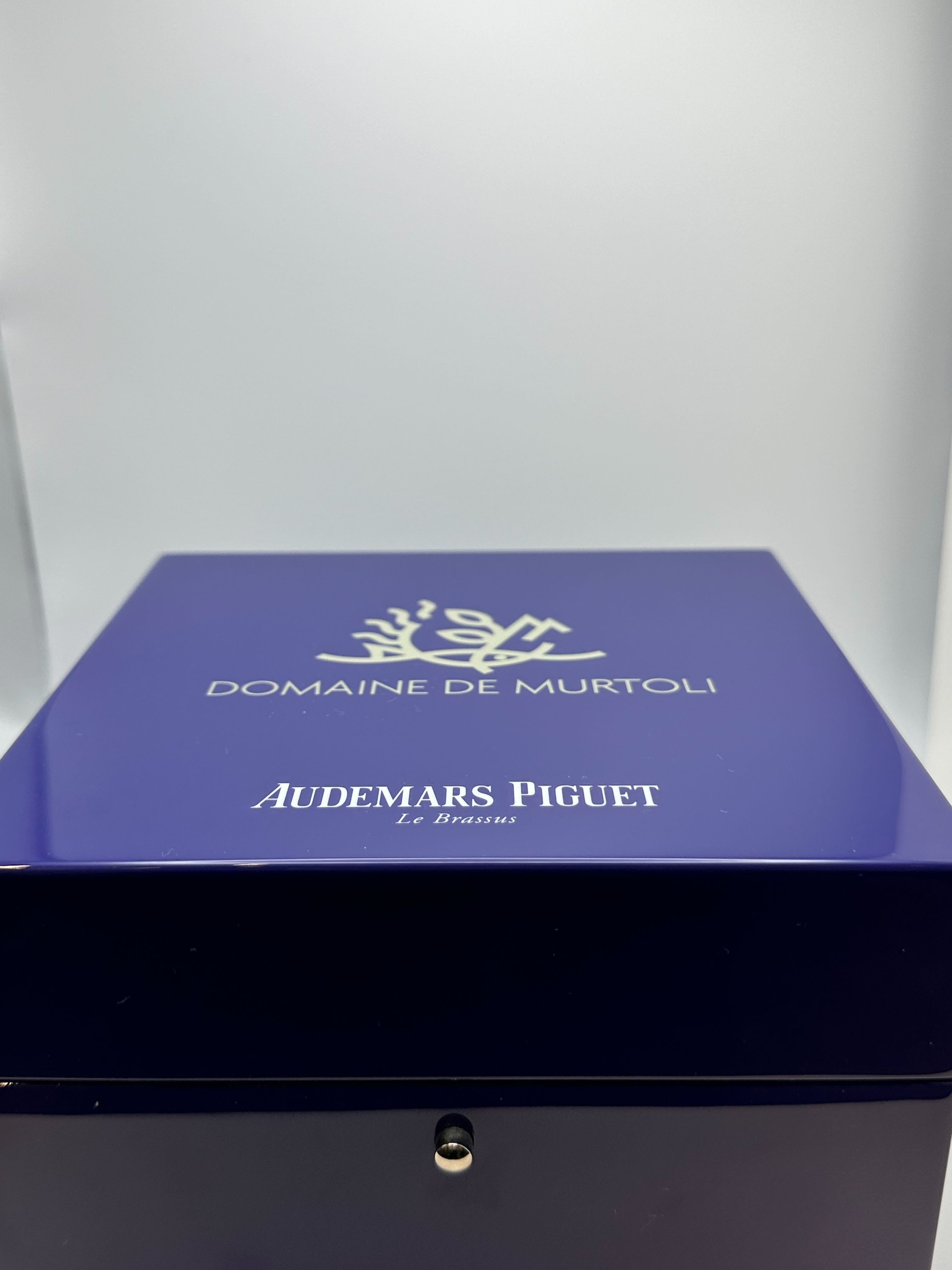 Audemars Piguet Royal Oak White Gold Purple Dial Diamond Bezel Special Edition Murtoli 15551BC.ZZ.1356BC.02 view 5