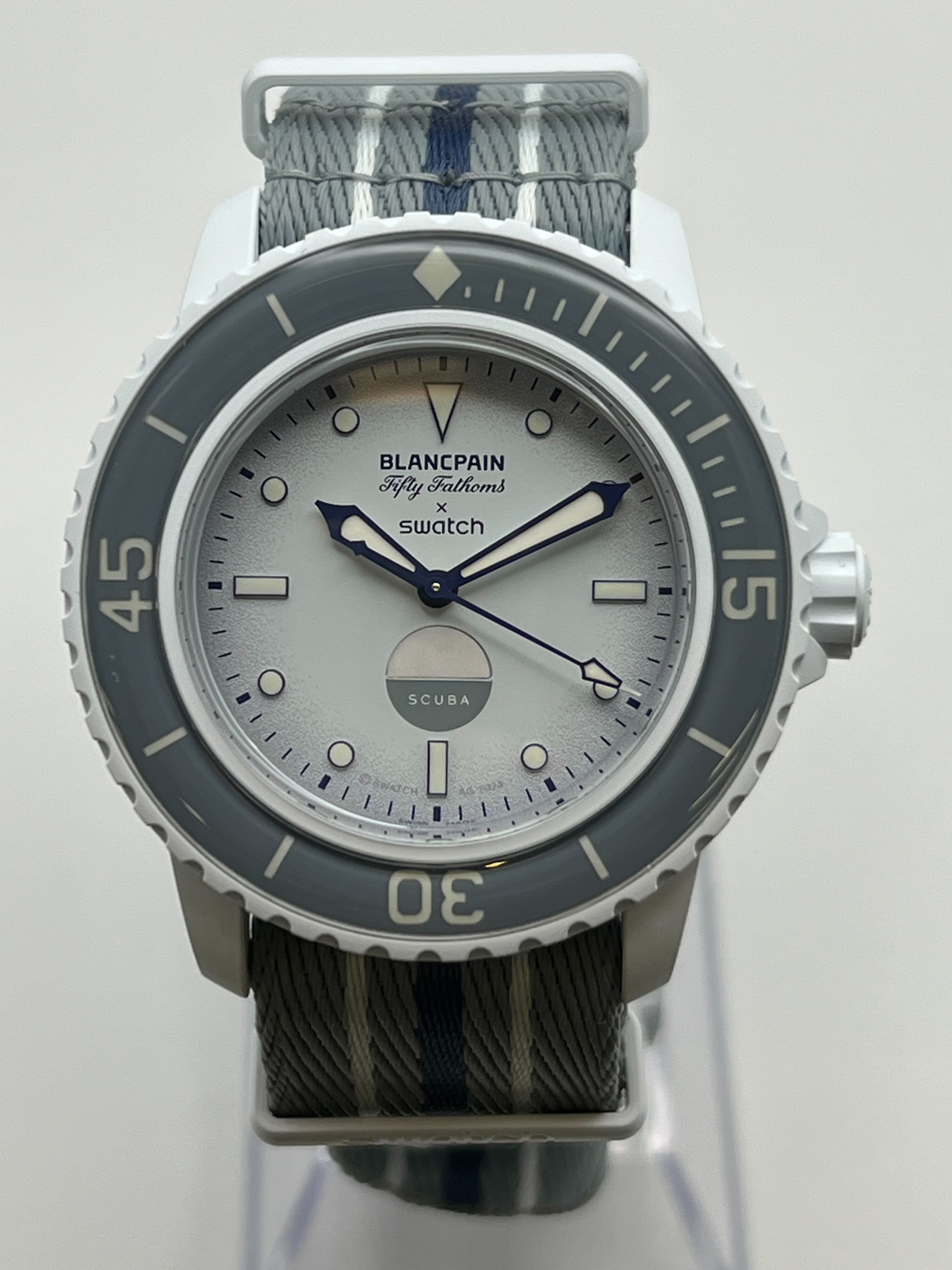 Blancpain x Swatch Scuba Fifty Fathoms Collection Antarctic Ocean SO35S100 view 4
