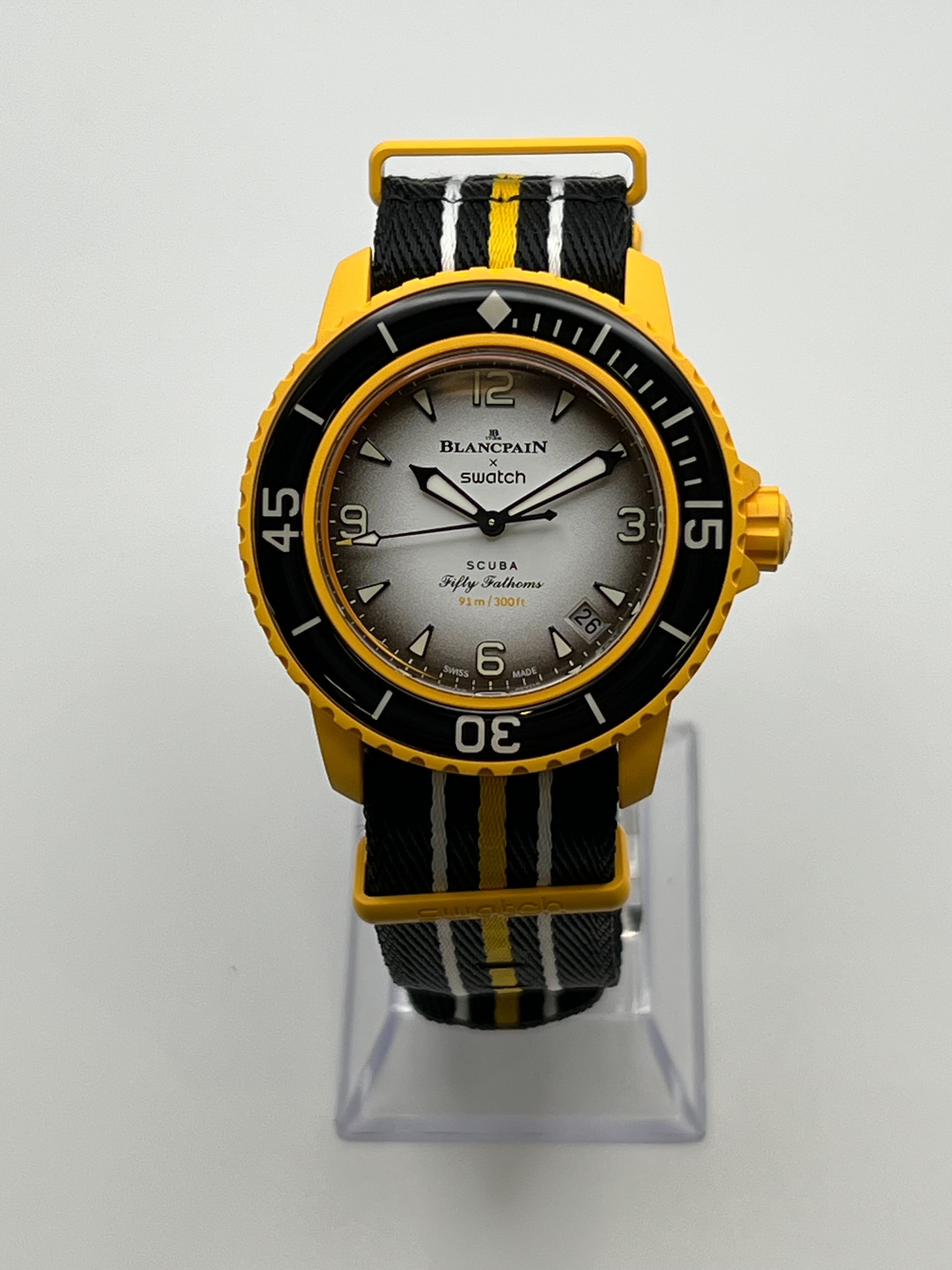 Blancpain x Swatch Scuba Fifty Fathoms Collection Pacific Ocean SO35P100 view 3