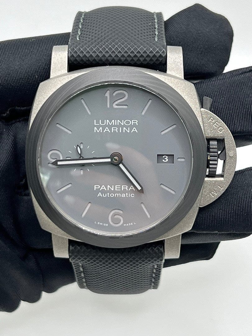 Panerai Luminor Marina TuttoGrigio Titanium PAM01662 view 2