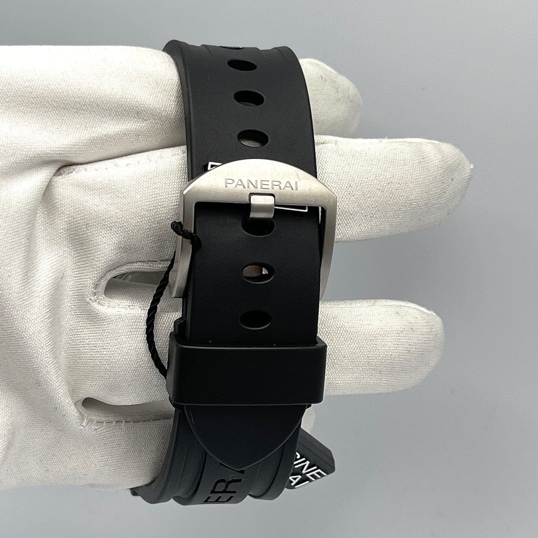 Panerai Luminor Submersible Acciaio Stainless Steel PAM00731 view 3