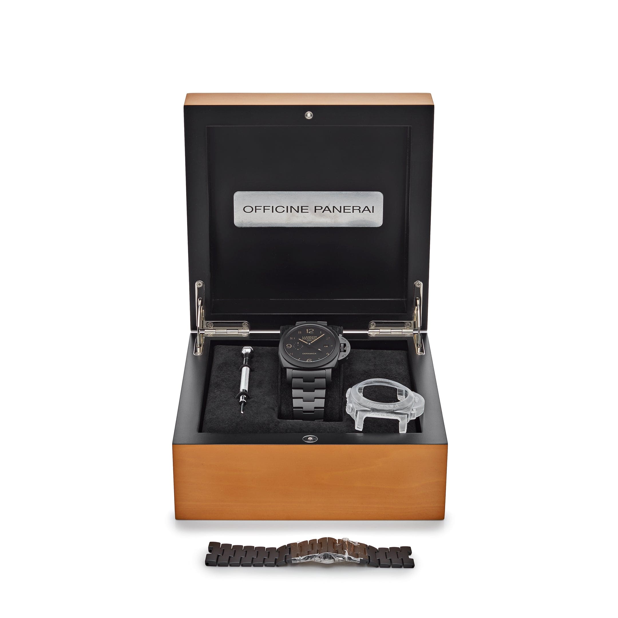 Panerai Tuttonero Luminor 1950 GMT PAM00438 view 7